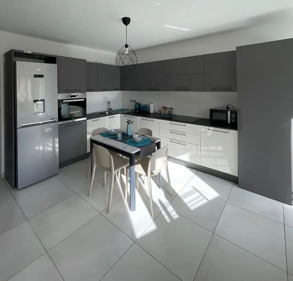Zen Apt In The Heart Of Malta Ta Xbiex 0*,  Malta
